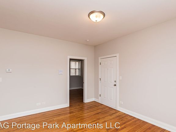 5th image of 4909 W Cuyler Ave #3
