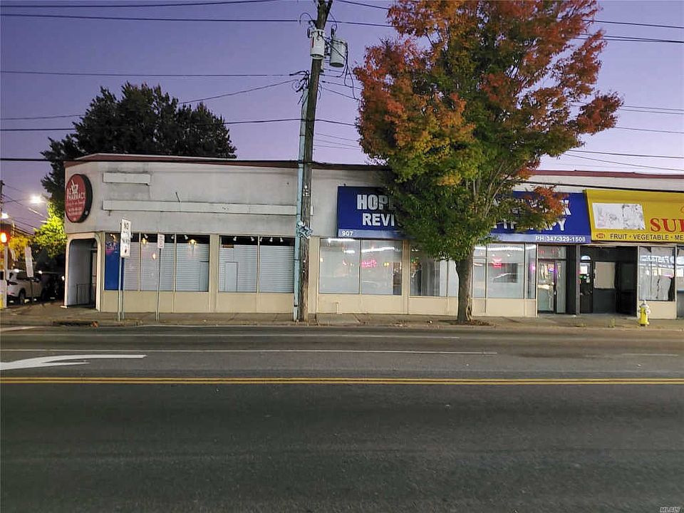 2nd image of 905 Hempstead Tpke