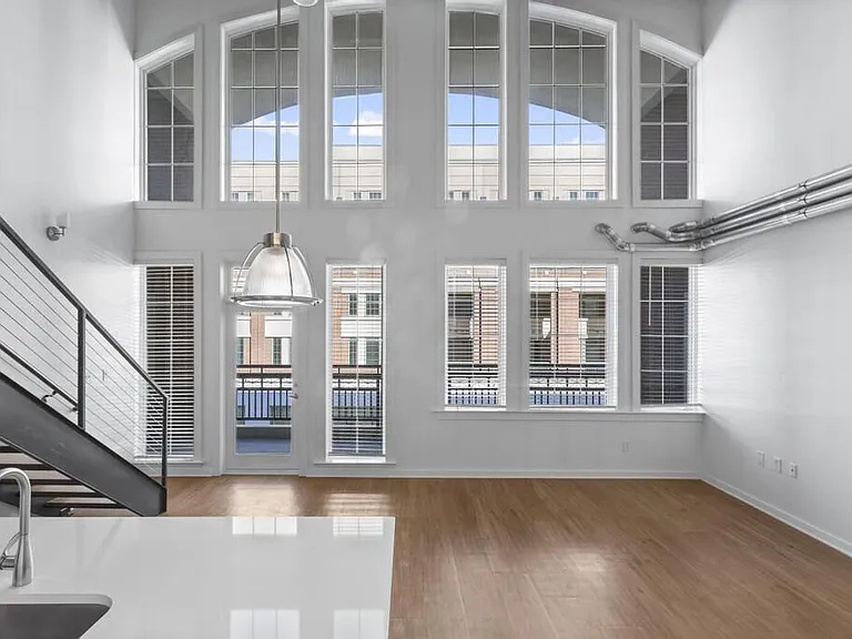 17th Street Lofts — Photo 3