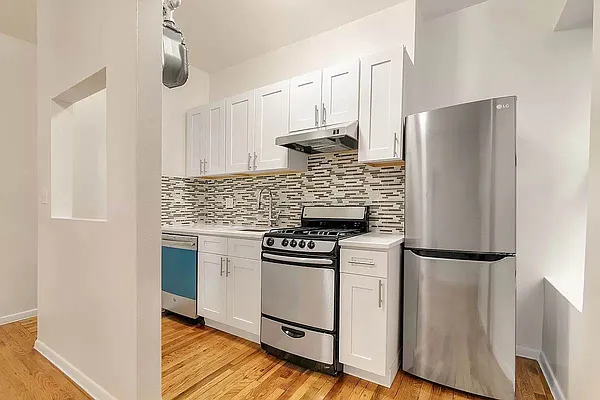 Rented by REAL New York | media 2