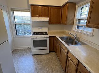 415 W Keith Ave #1, Waukegan, IL 60085