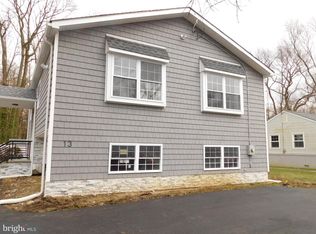 13 White Horse Rd E, Voorhees, NJ 08043
