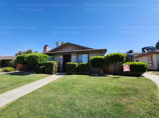 2812 N Half Moon Dr APT C, Bakersfield, CA 93309