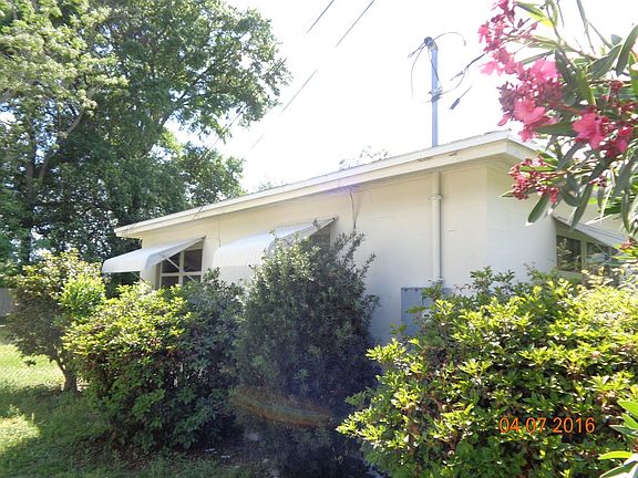 4th image of 3340 Lansdell Dr