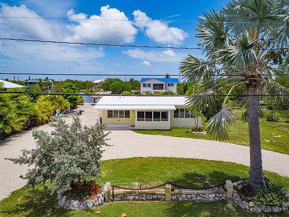 2nd image of 30945 Bay Shore Dr