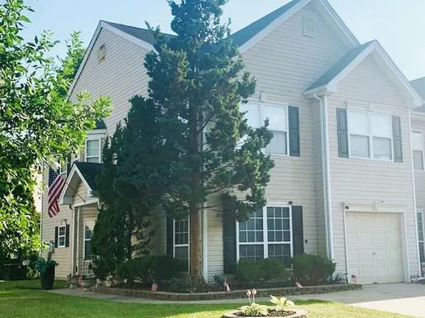 12 Cypress Point Ct, Blackwood, NJ 08012