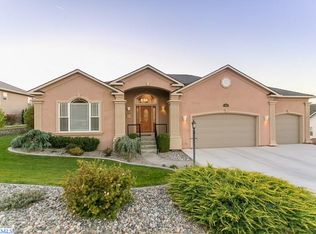 1301 Quarterhorse Trl, Prosser, WA 99350