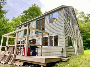 142 S Cove Rd, Guilford, ME 04443