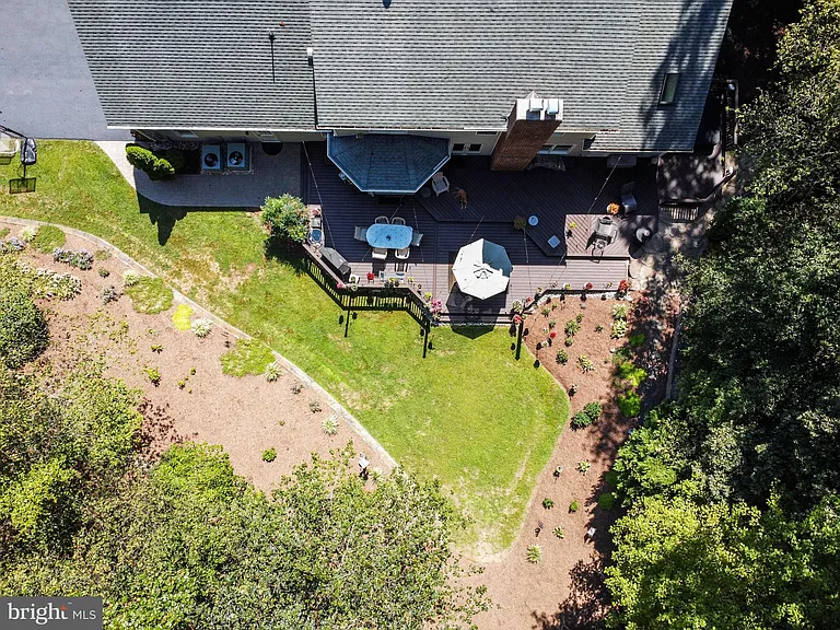 6601 Colchester Rd — Photo 76