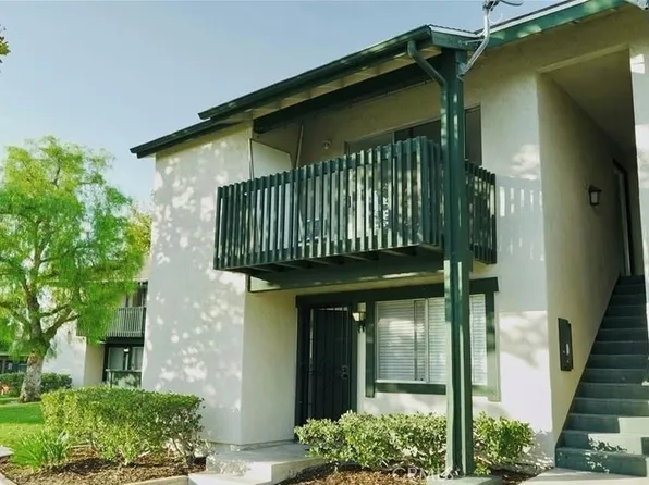 23232 Orange Ave, Lake Forest, CA 92630