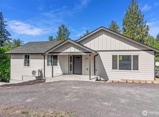 151 Alpha Dr, Longview, WA 98632