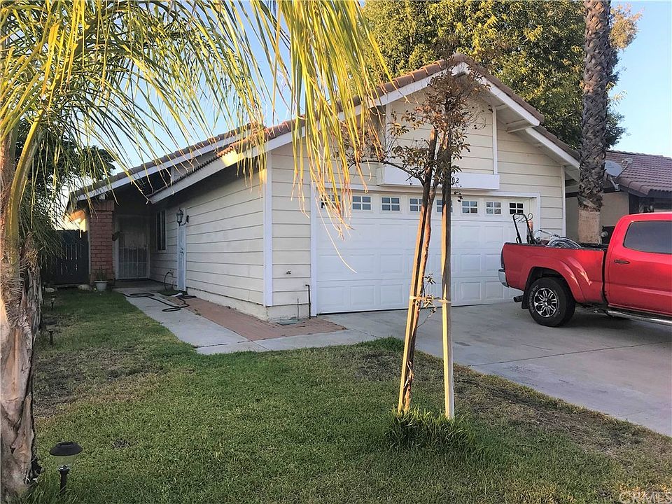1st image of 24302 Nicole Ct
