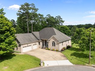 2300 Greenwing Ct, Chesapeake, VA 23323