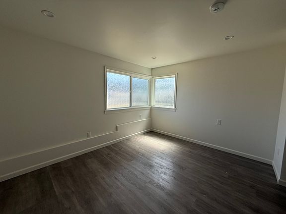 2nd image of 88 Ocean Grove Ave #B