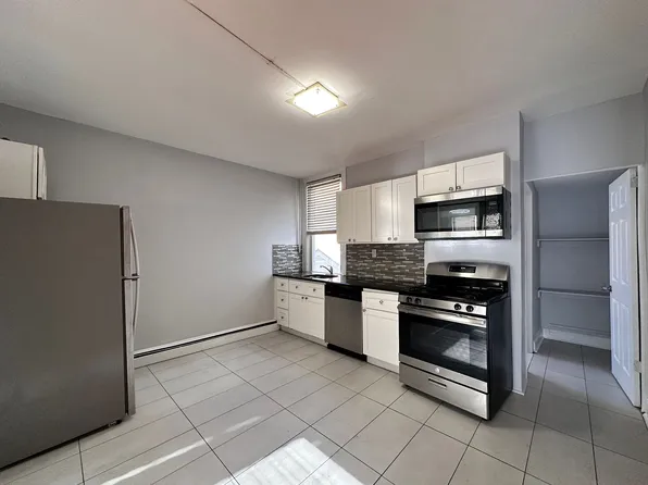 23 Leonard St #1, Jersey City, NJ 07302