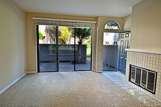 5th image of 328 Rock Creek Way