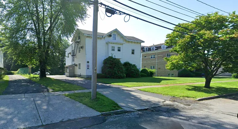 96 S Hamilton St — Photo 4