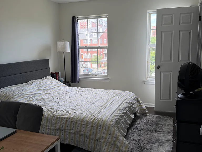 80 Callahan Ct — Photo 2