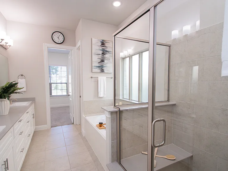12709 Royal Oaks Ln — Photo 16