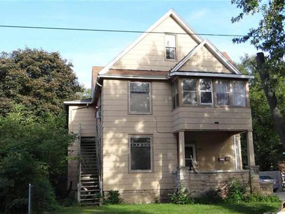 1st image of 1808 S 6th St