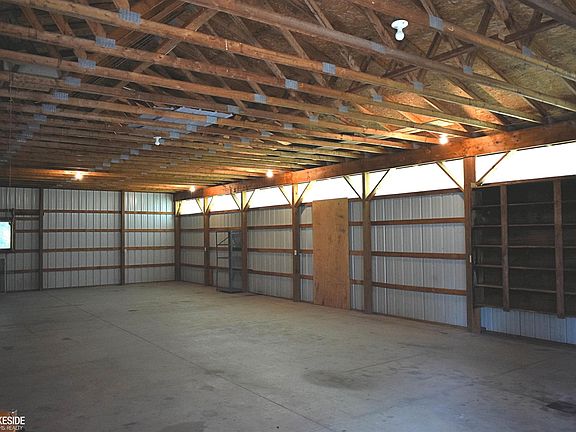 5th image of 2525 E Sanilac Rd