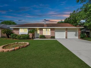 4015 Lufborough Dr, Houston, TX 77066