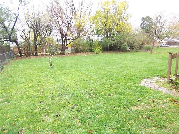 3rd image of 432 Brocone Dr