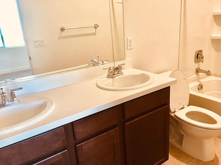 5608 Howell Mountain Ln — Photo 29