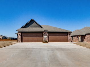 324 Keiths Way, Edmond, OK 73003
