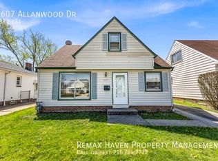 5607 Allanwood Dr, Cleveland, OH 44129