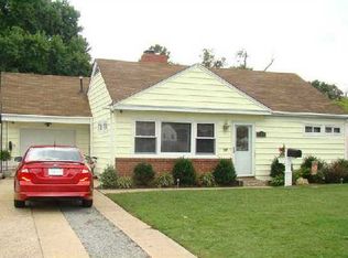 201 Castlewood Rd, Portsmouth, VA 23702