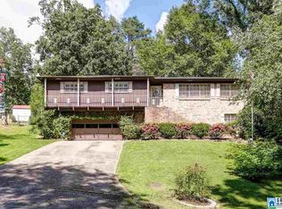 1104 Eastridge Cir, Birmingham, AL 35235