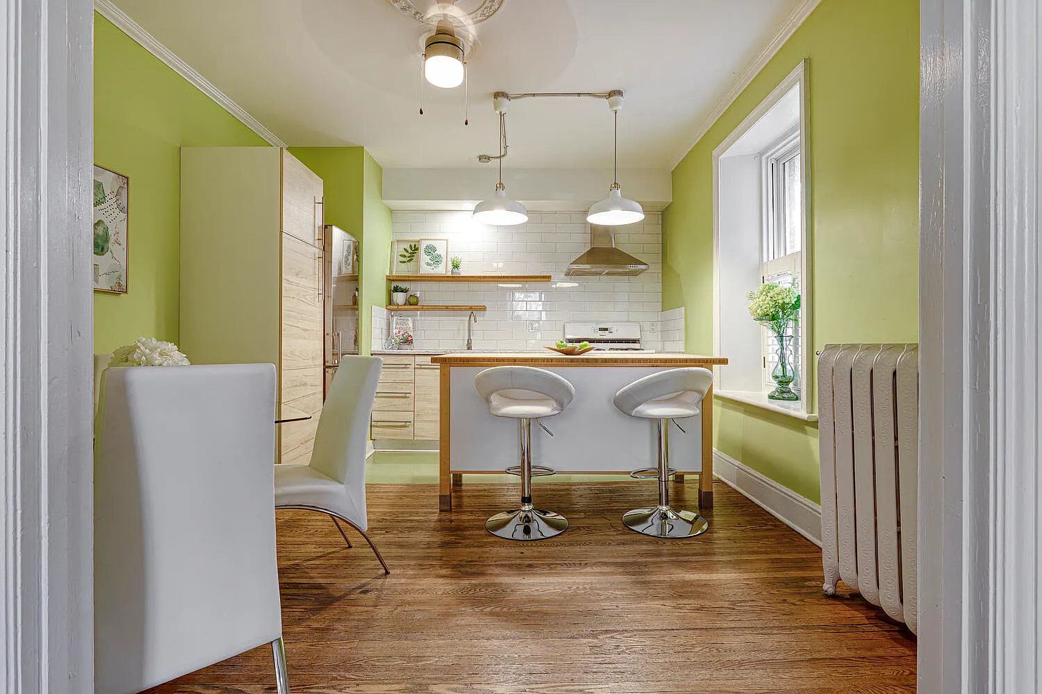 2 bed, 1000 sqft, $2,500 — Photo 1