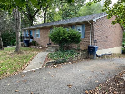 3744 Round Hill Ave NW, Roanoke, VA, 24012