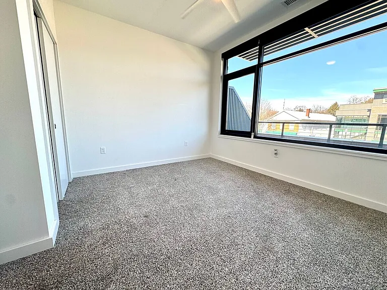 365 E Liberty St #202 — Photo 10