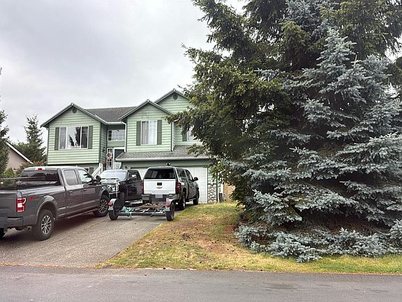 2nd image of 7918 203rd Street Ct E