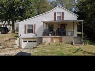 502 Hill St, Coshocton, OH 43812