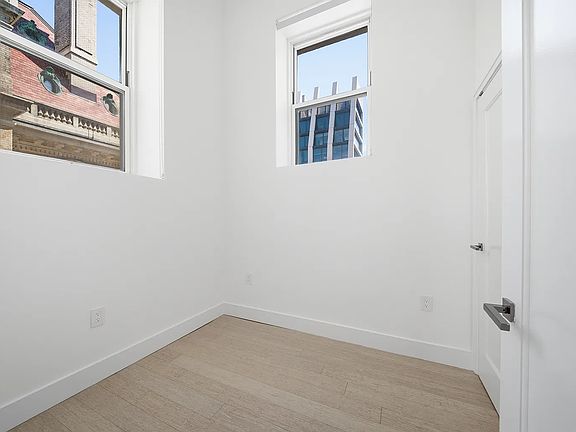 4th image of 30 Morningside Dr APT 614