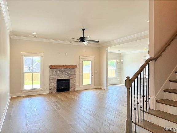 2nd image of 13938 Hemlock Dr