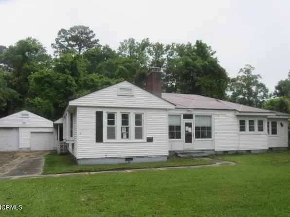 103 Hillcrest Street, Havelock, NC 28532