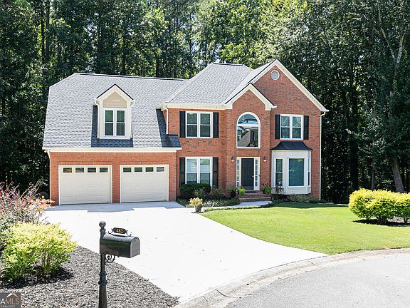 2nd image of 482 Broadstone Way NW