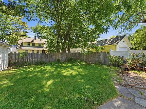 3rd image of 47 Thorndyke St