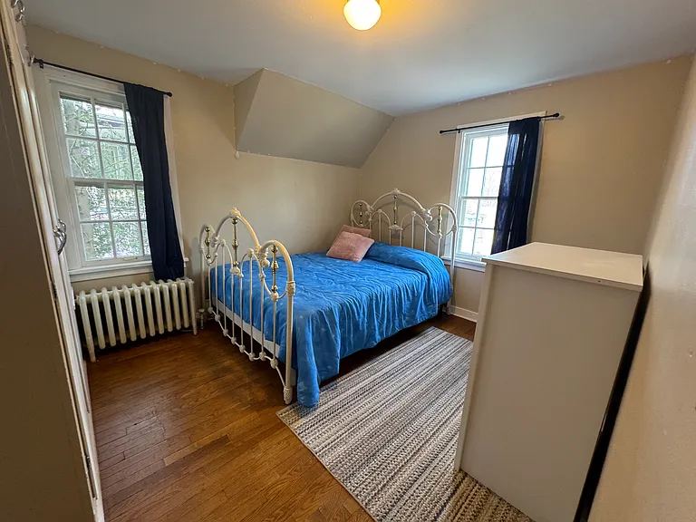 418 Iowa St — Photo 10