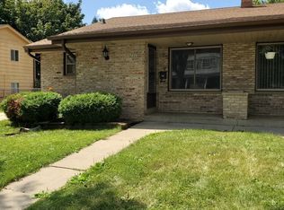 5005 N 106th St, Milwaukee, WI 53225