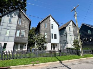 64 Burton St, Asheville, NC 28806
