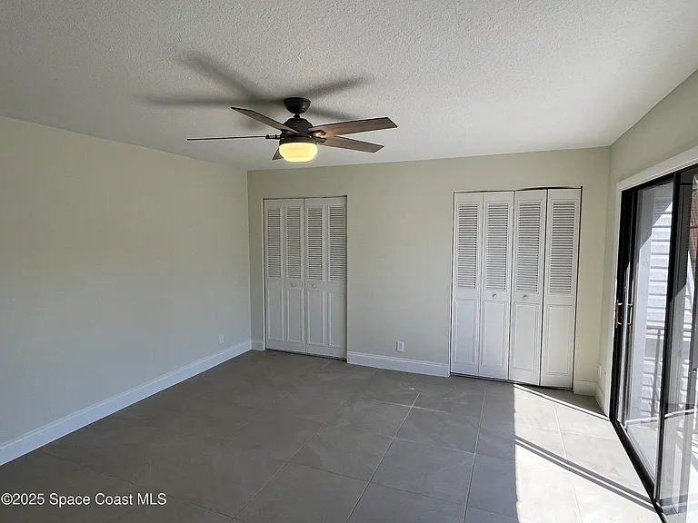 1717 Erin Ct NE — Photo 24