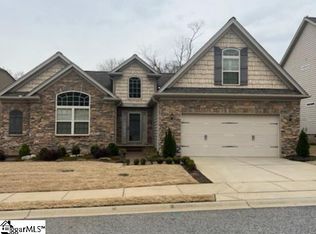 212 Bergen Ln, Simpsonville, SC 29681