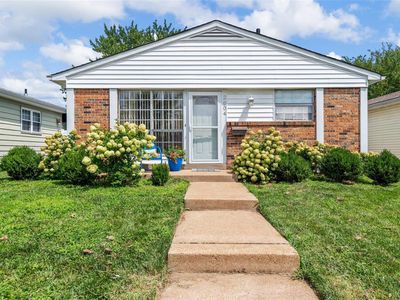 2604 Hereford St, Saint Louis, MO, 63139