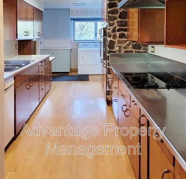 22876 Alsea Hwy — Photo 7