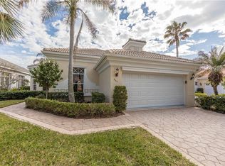 844 Island Club Sq, Vero Beach, FL 32963